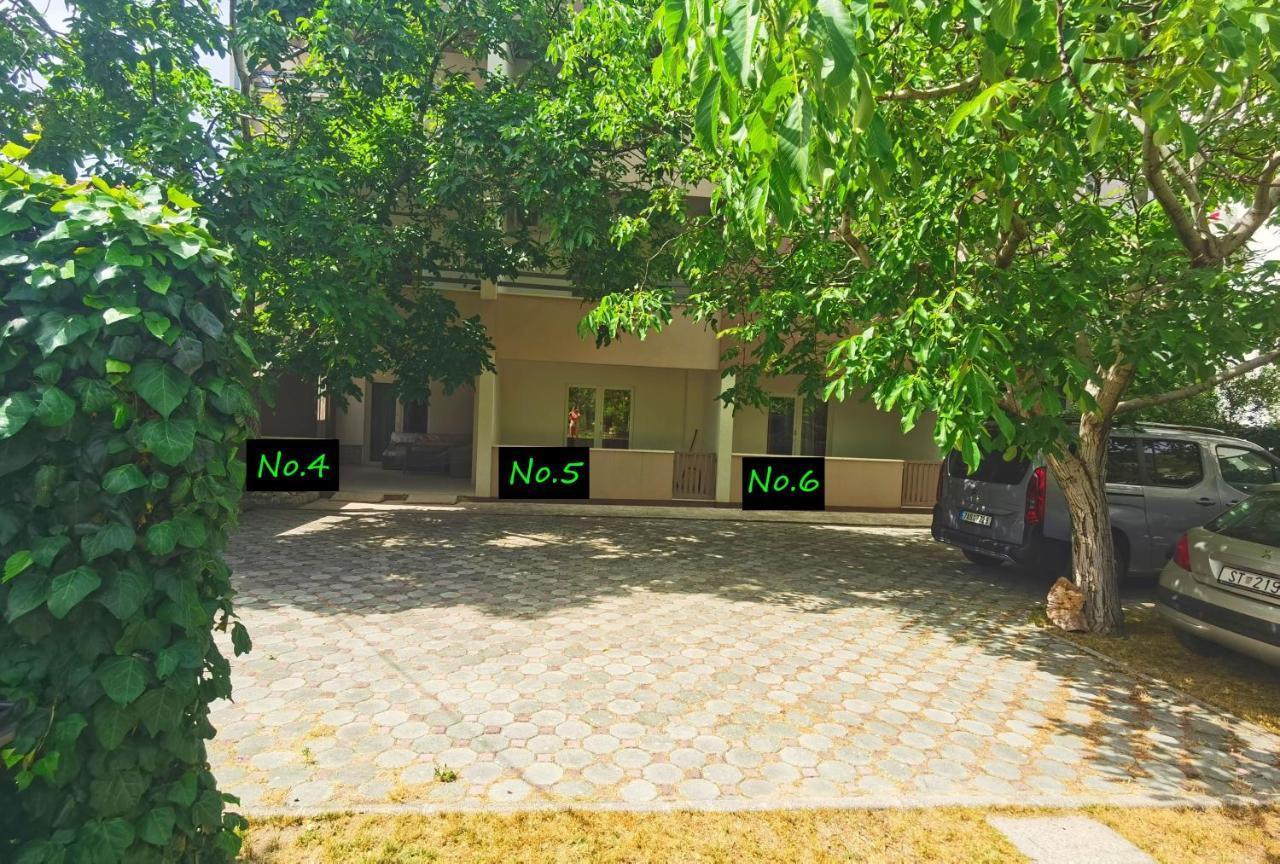 Beach House - Apartments Ana Duće 객실 사진