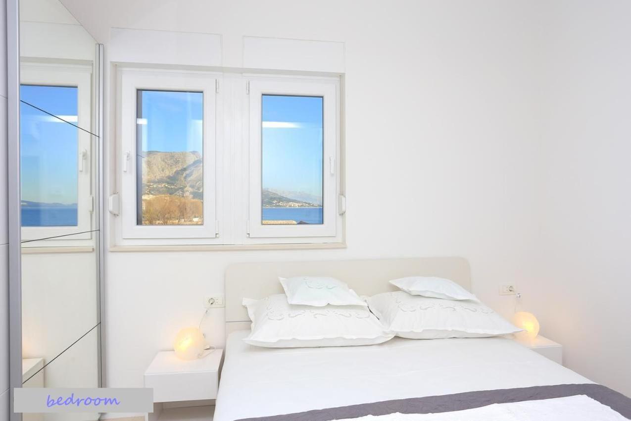 Beach House - Apartments Ana Duće 객실 사진