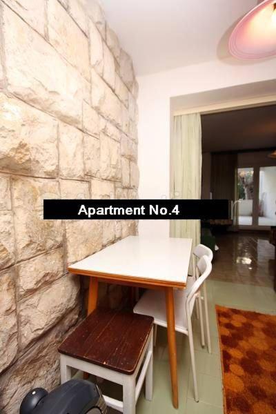 Beach House - Apartments Ana Duće 객실 사진